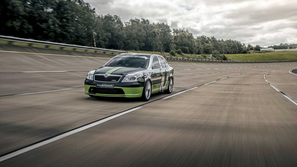 Skoda Octavia RS Bonneville record restored